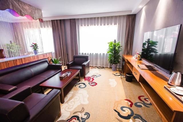 Executive Suite