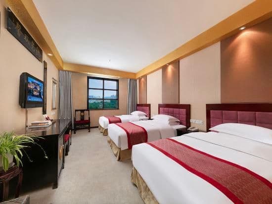 Deluxe Triple Room