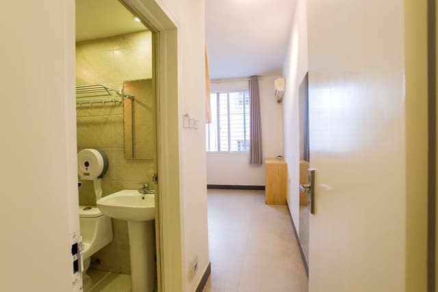 One Bed in Mixed 4-people Dormitory