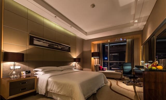 Club Suite, 1 Bedroom, Mountain View