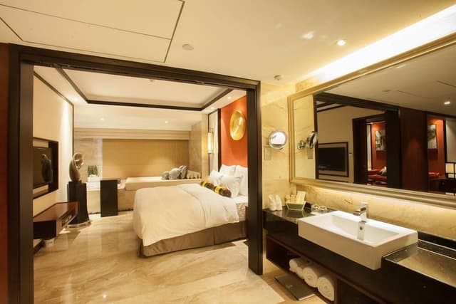 Presidential Suite