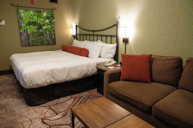 Superior Room, 1 King Bed, Balcony