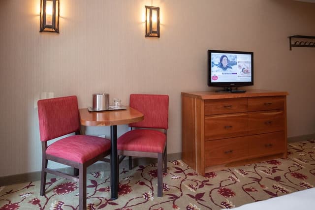 Superior Room, 2 Queen Beds, Balcony