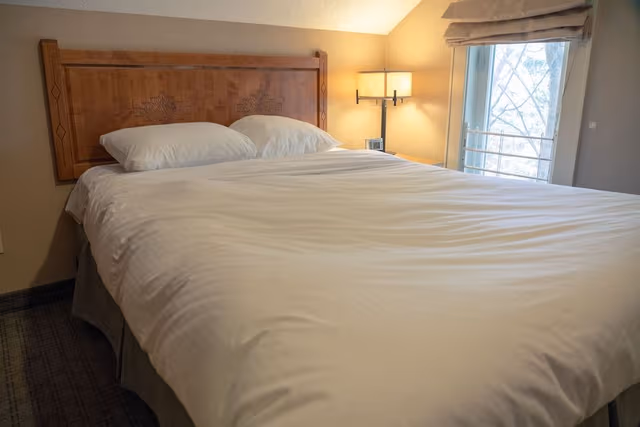 Condo, 2 Bedrooms (with Kitchen)