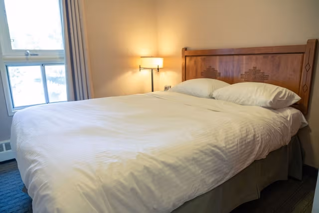 Condo, 2 Bedrooms (with Kitchen)