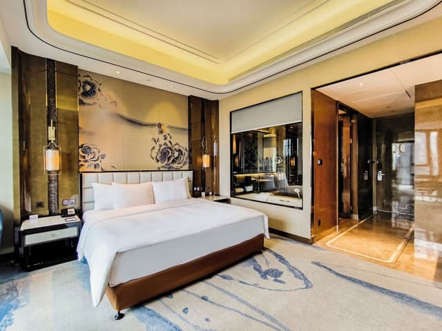 Superior Double Room, City View