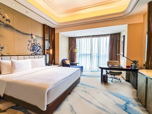 Standard Double Room, 1 King Bed, City View