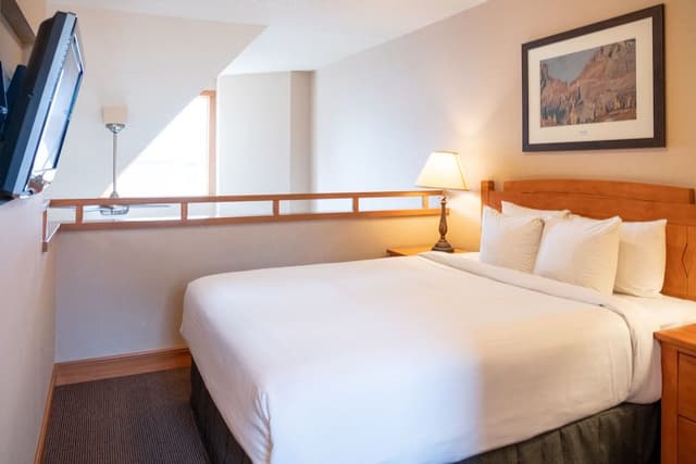 Premier Loft (2 Bedroom Condo - with Game room)