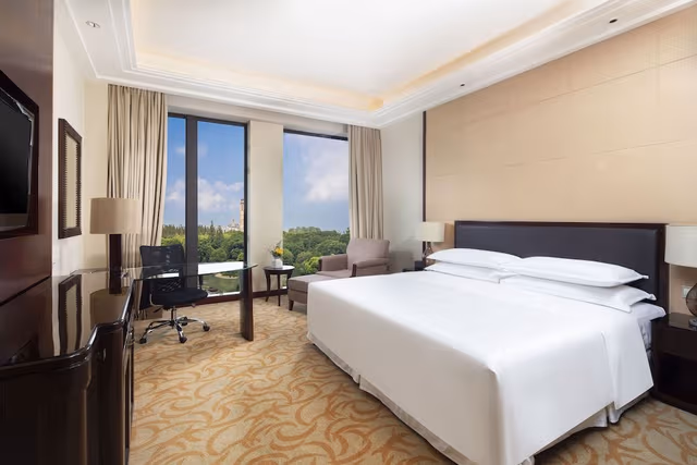 Deluxe Room, 1 King Bed