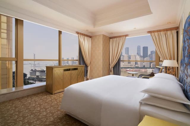 Club Suite, 1 Bedroom, River View