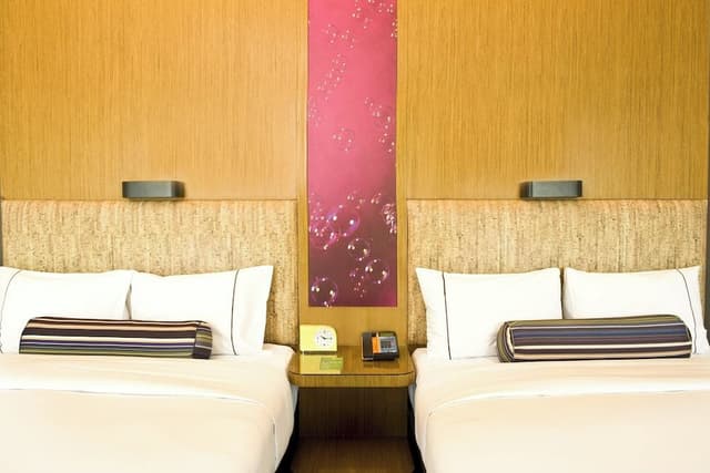 aloft, Room, 2 Queen Beds, City View
