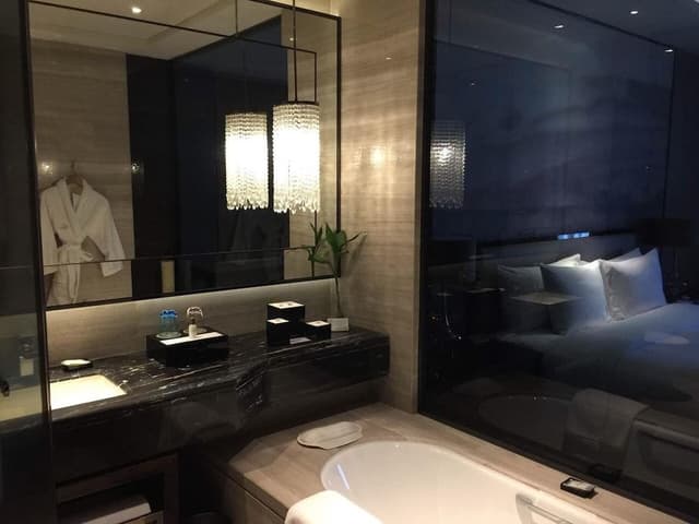 Executive Deluxe Twin Room