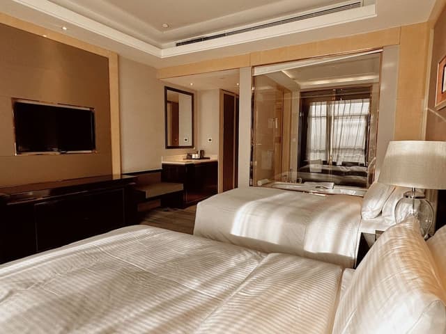 Executive Deluxe Twin Room