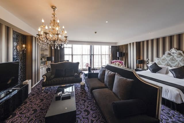 Executive Room