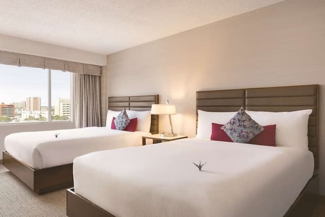 Comfort Room, 2 Queen Beds (Coast Two Queens)