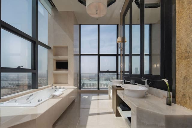 Presidential Suite The Level