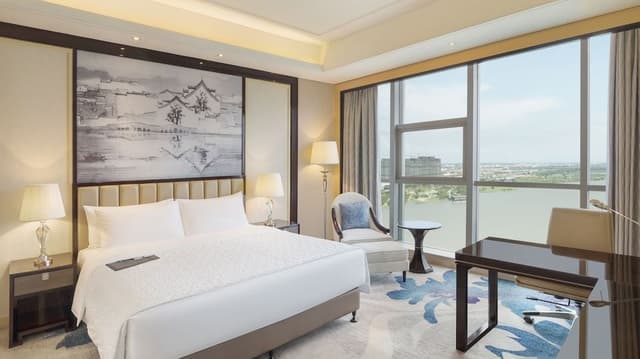 Suite, 1 Bedroom, Lake View