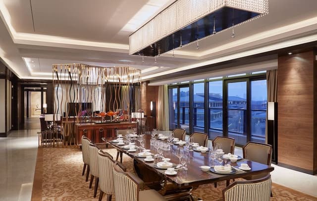 Presidential Suite