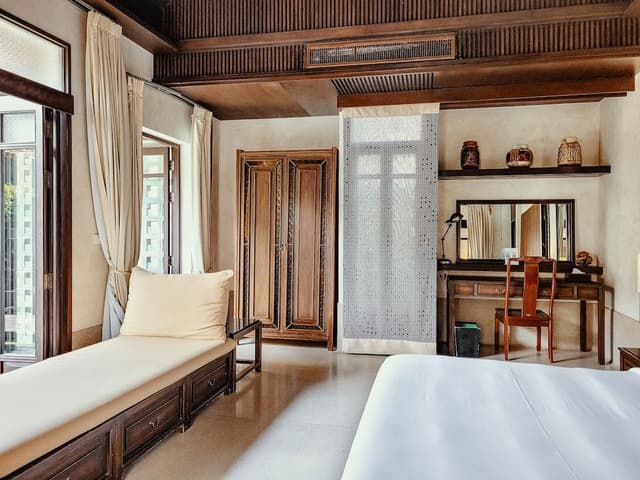 Pavilion Pool Villa King