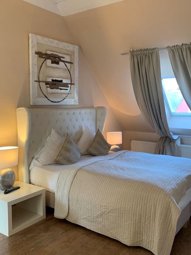 Deluxe Studio Suite