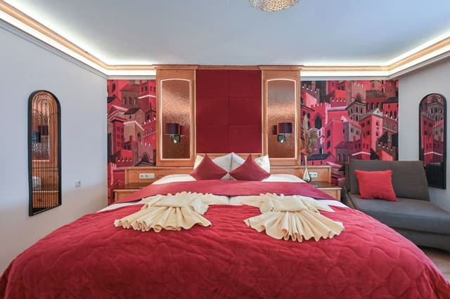 Grand Condo, 1 Queen Bed with Sofa bed (large)