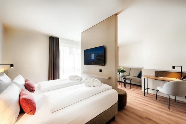 Junior Suite, Multiple Beds