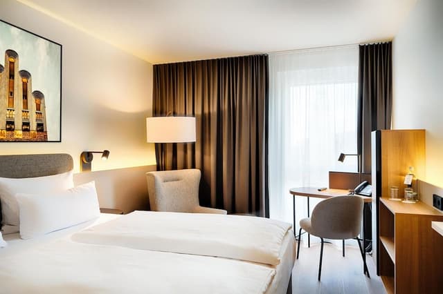 Superior Double Room, City View