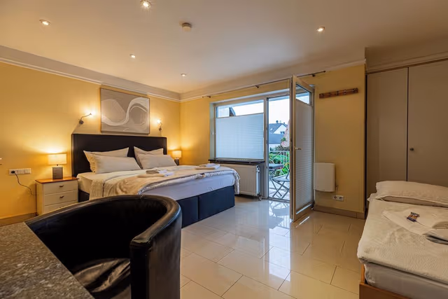 Triple Room