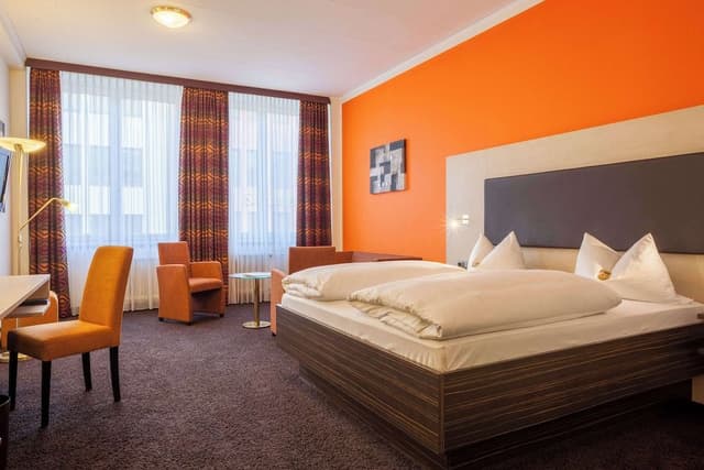 Deluxe Room, 1 Double Bed (Converts to 2 Twin Beds)
