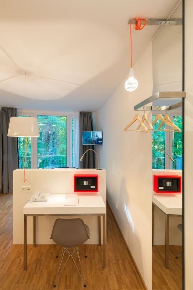 Family Room, Balcony
