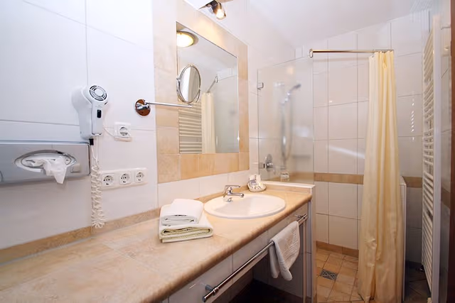 Comfort Single Room, 1 King Bed, Non Smoking