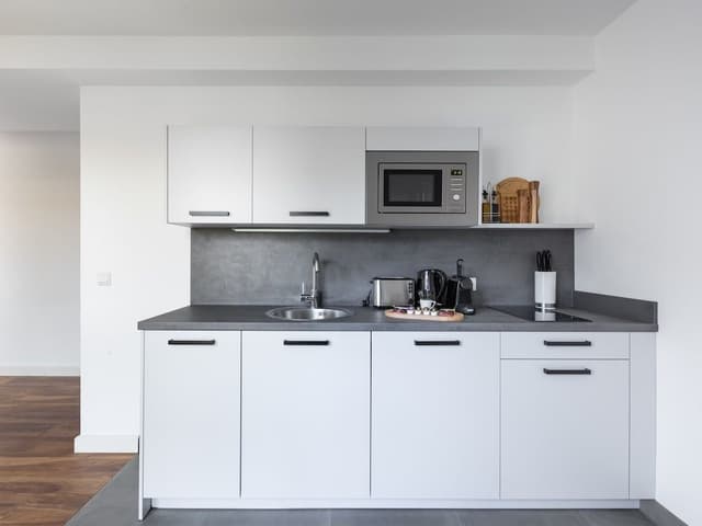 One-bedroom Suite L