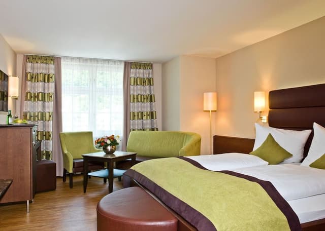 Standard Double Room, 1 Queen Bed