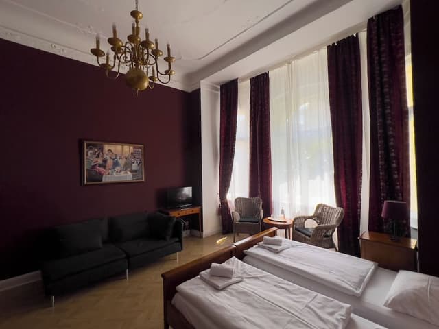 Triple Room