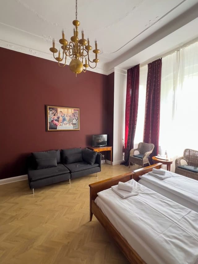 Triple Room