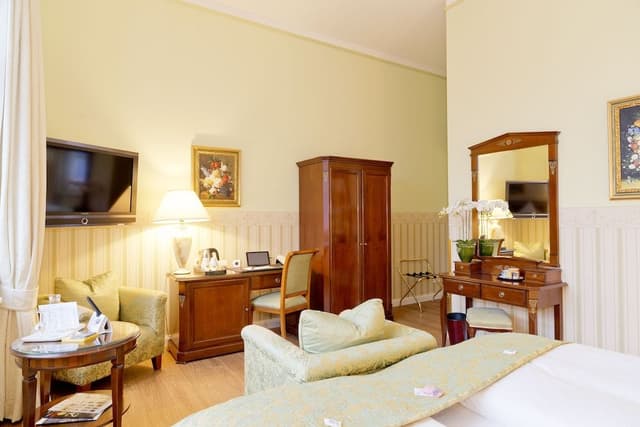 Superior Room, Double Bed (1,60-1,80m)