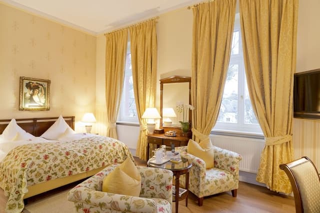 Superior Room, Double Bed (1,60-1,80m)