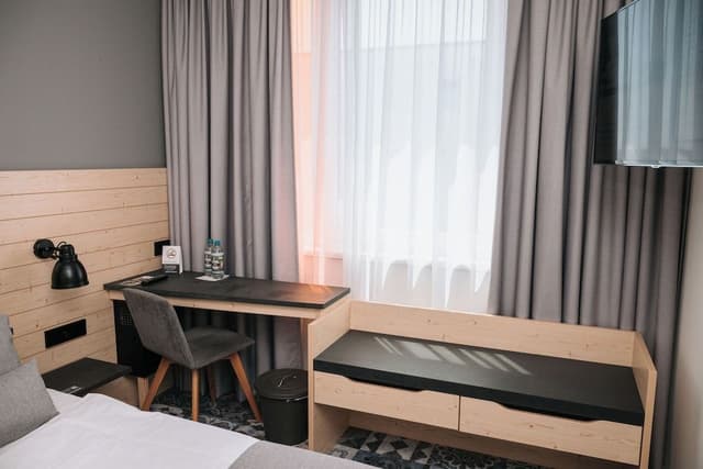 Double Room, 1 Double Bed