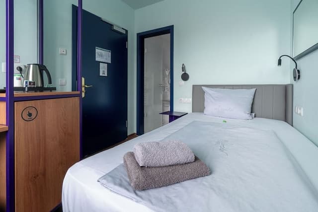 Economy Single Room