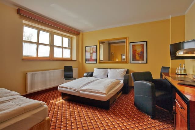 Apartment (3)