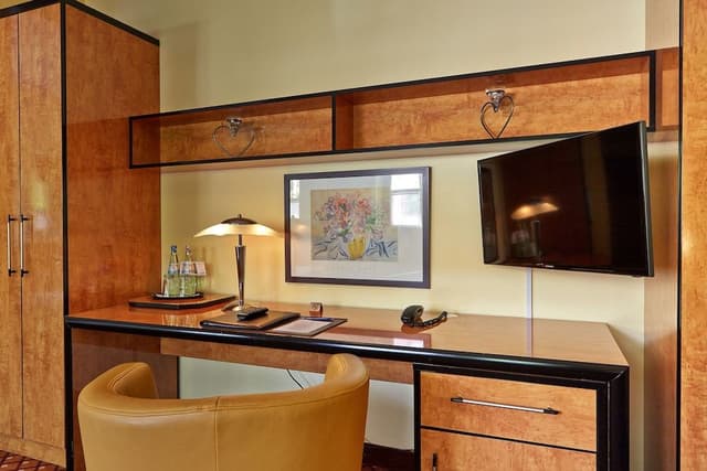 Apartment (3)