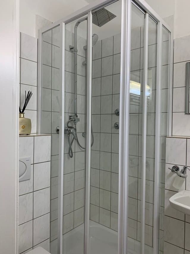 Standard Twin Room, Shared Bathroom