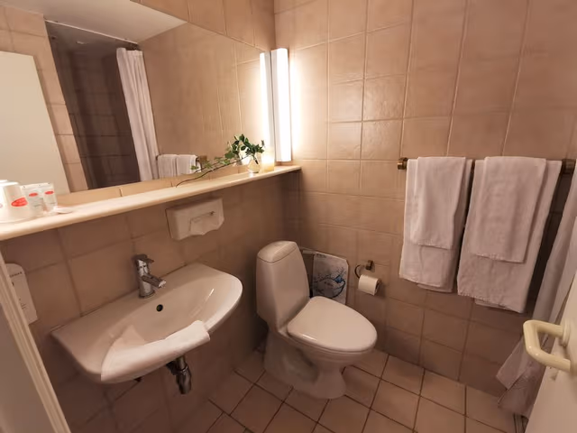 Standard Double Room (Bed 140cm wide)