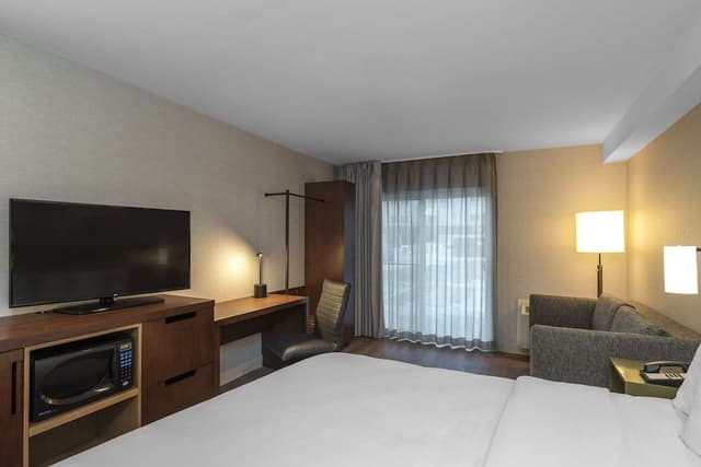 Room, 1 King Bed with Sofa Bed, 1st Floor, Non Smoking