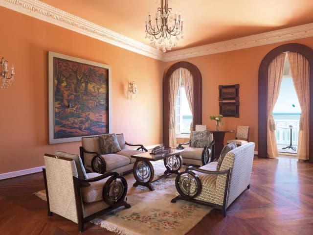 Super Premium Suite 