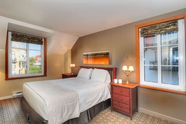 Suite, 1 Bedroom (with Mezzanine)