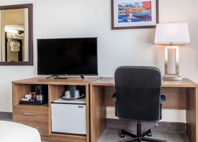Standard Room, 2 Double Beds, Non Smoking