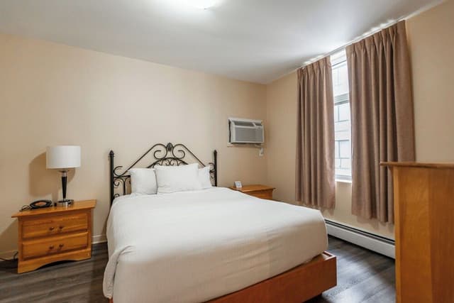 Suite, 2 Bedrooms