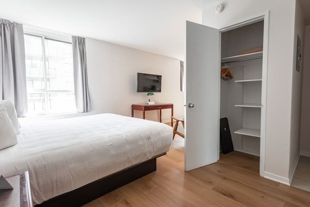 Superior Room, 1 King Bed