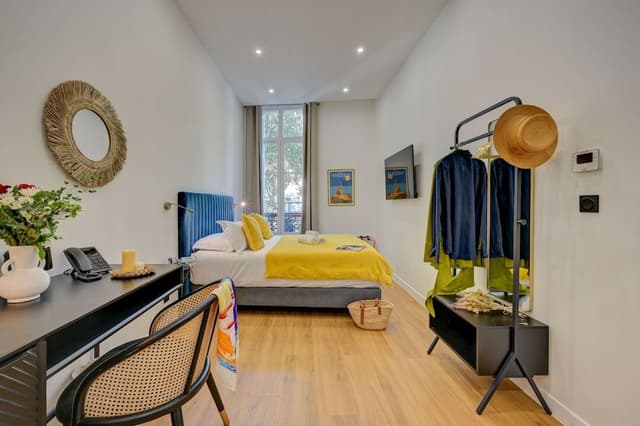 Superior Double Room, City View